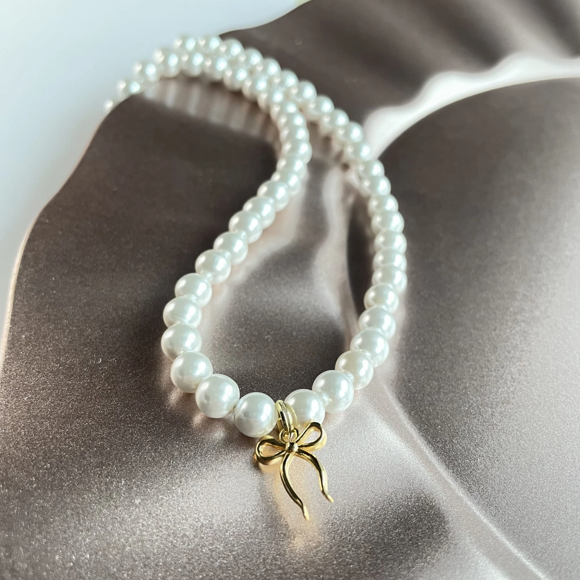 Aurora Pearls Gold3.jpg